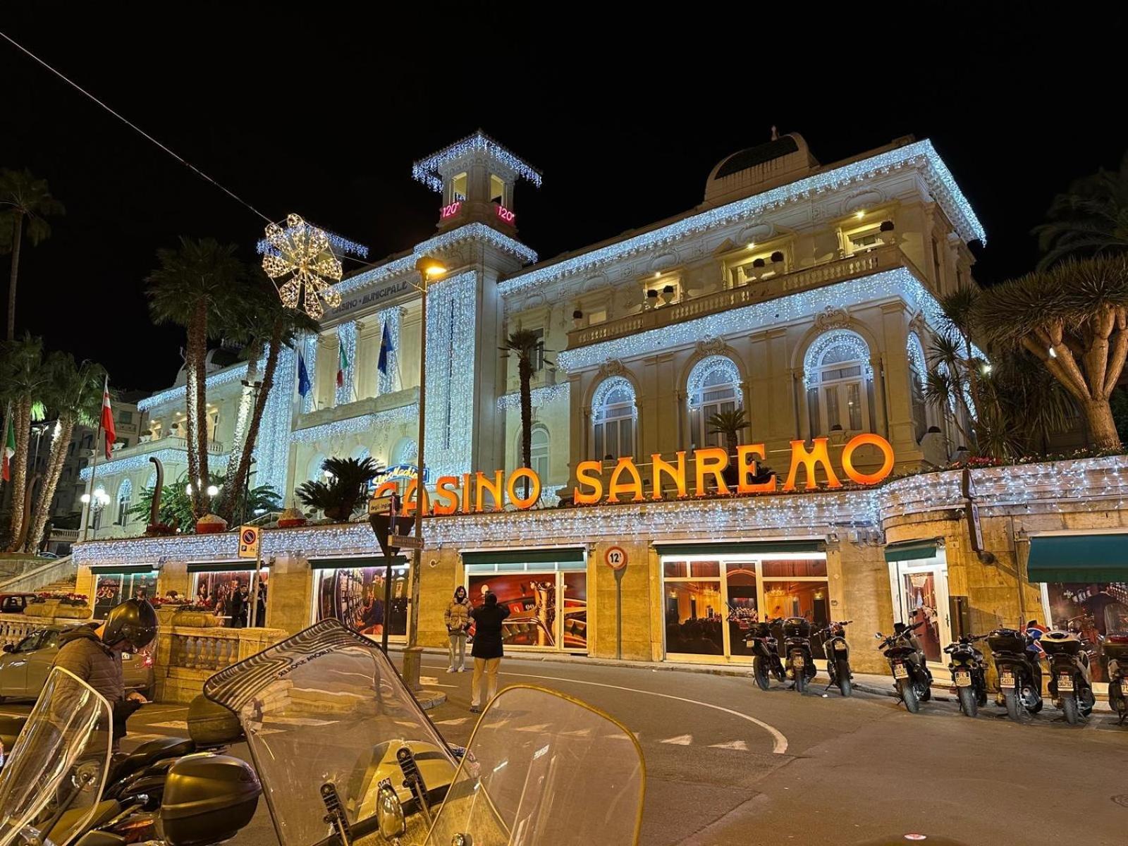 Appartamento Degli Inglesi San Remo Zewnętrze zdjęcie